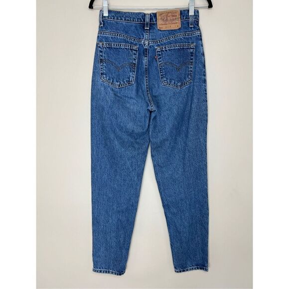 Vintage Levi's 521 Tapered Jeans - Picture 2 of 5